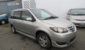2004 Mazda MPV